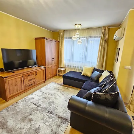 Apartment Two Charming In Trinity With Balcony And Free Parking By Flat Mаnager
