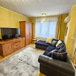 דירה Two Charming In Trinity With Balcony And Free Parking By Flat Mаnager