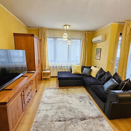 Two Charming In Trinity With Balcony And Free Parking By Flat Mаnager * בנסקו