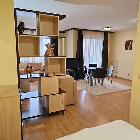 Appartement Two Charming In Trinity With Balcony And Free Parking By Flat Mаnager
