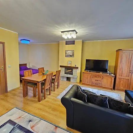Two Charming In Trinity With Balcony And Free Parking By Flat Mаnager Apartmán Bansko
